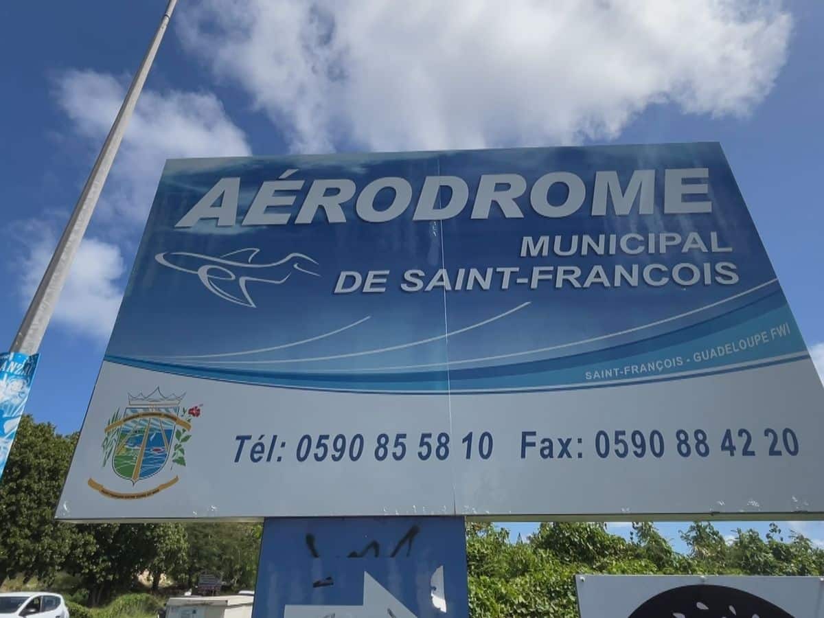 La Préfecture met le maire de Saint François face à ses responsabilités en matière de sûreté et de sécurité de l’aérodrome de la commune